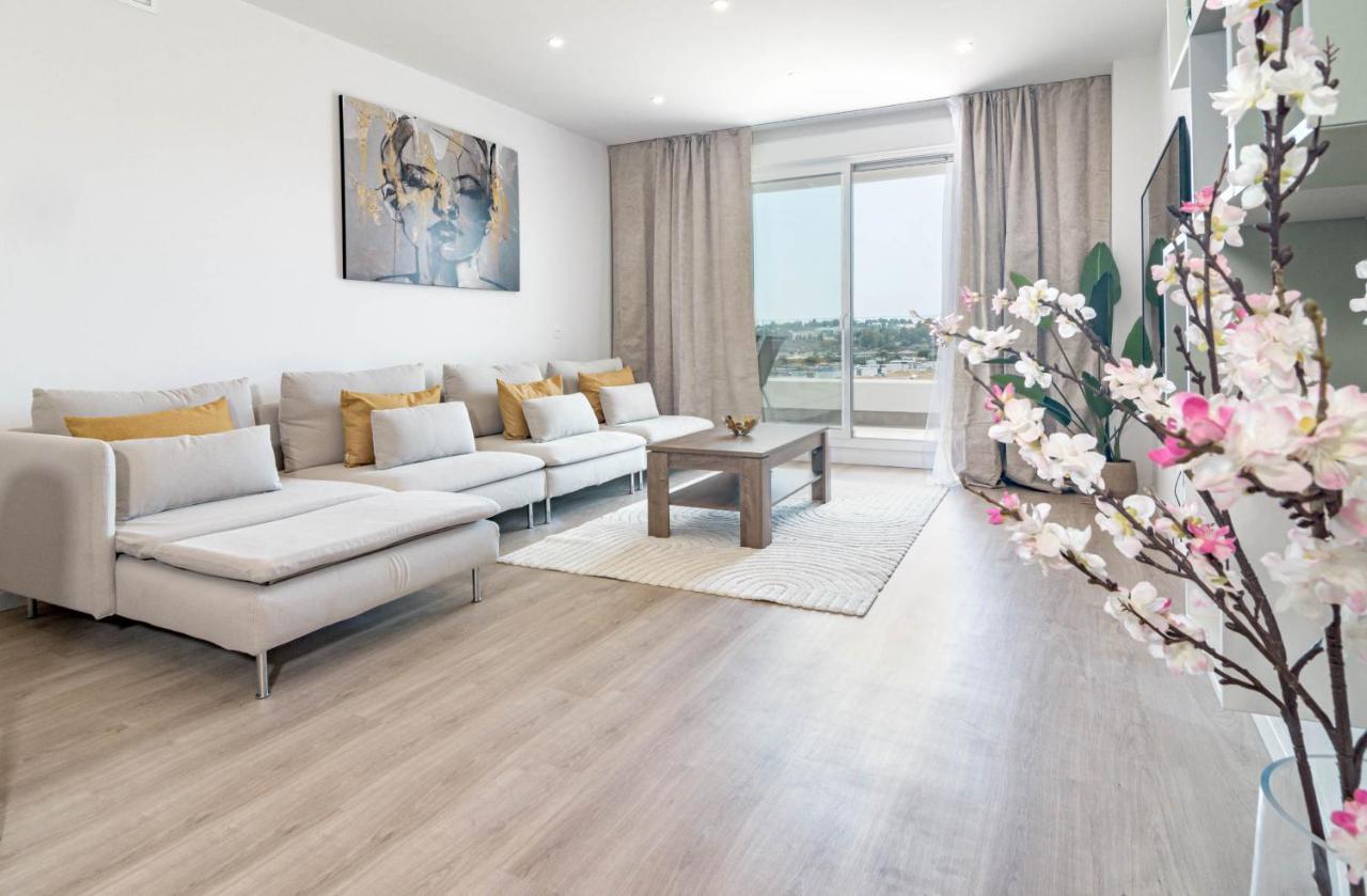 Jg54a Modern Aparment With Views Apartment Marbella