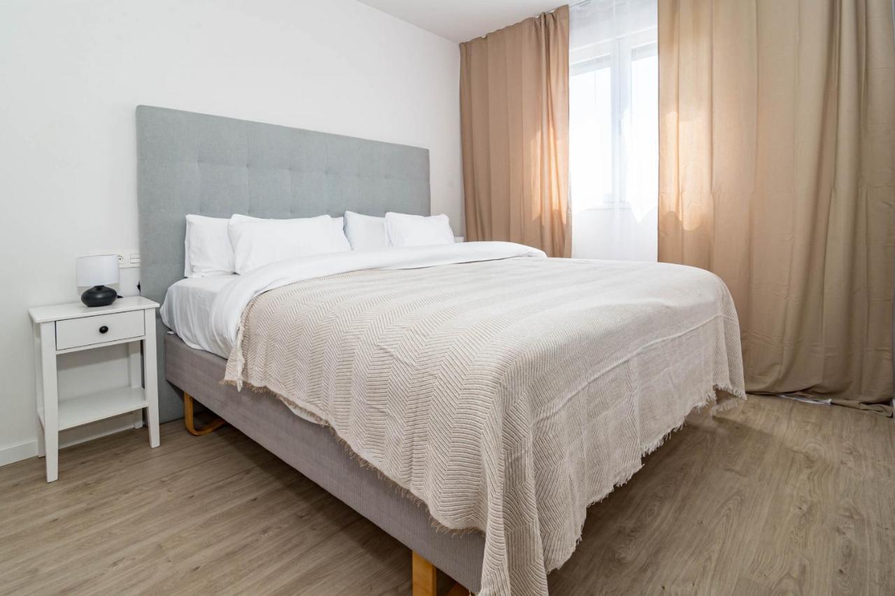 Jg54a Modern Aparment With Views *